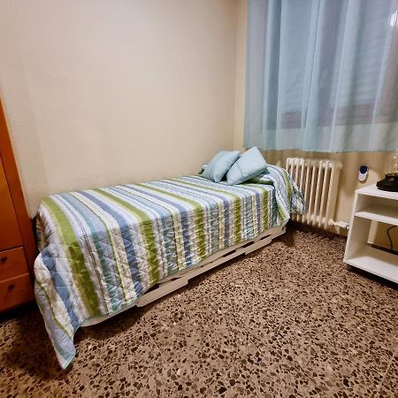 Apartamento Montse Zaragoza Exterior photo